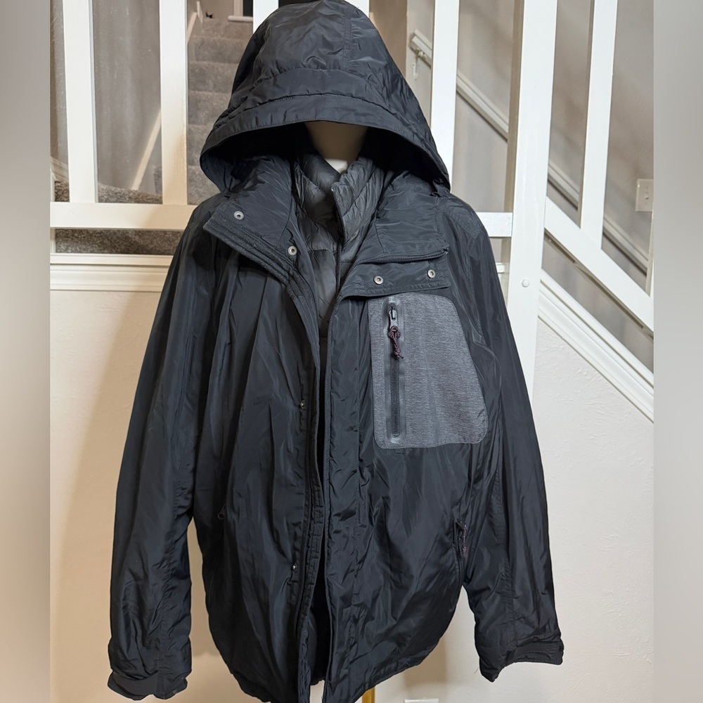 American Eagle Outfitters Dark Gray Hooded Performance Jacket